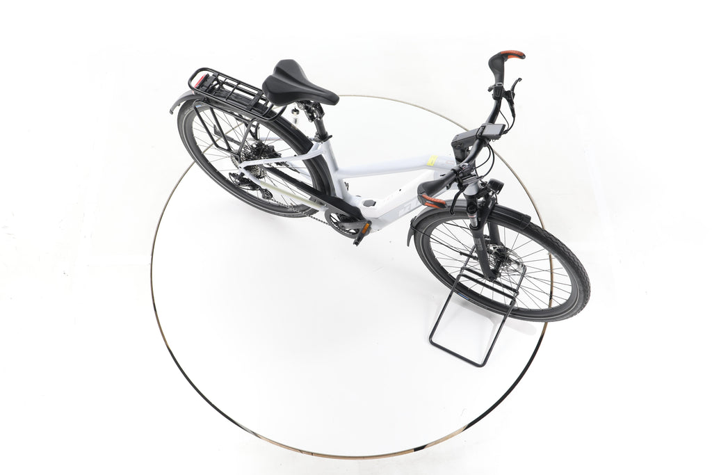 KTM Macina Style Pro Trekking E-Bike - Image 14