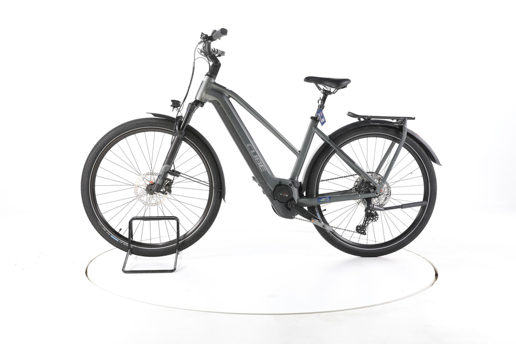 Cube Kathmandu Hybrid Pro Trekking E-Bike - Image 7