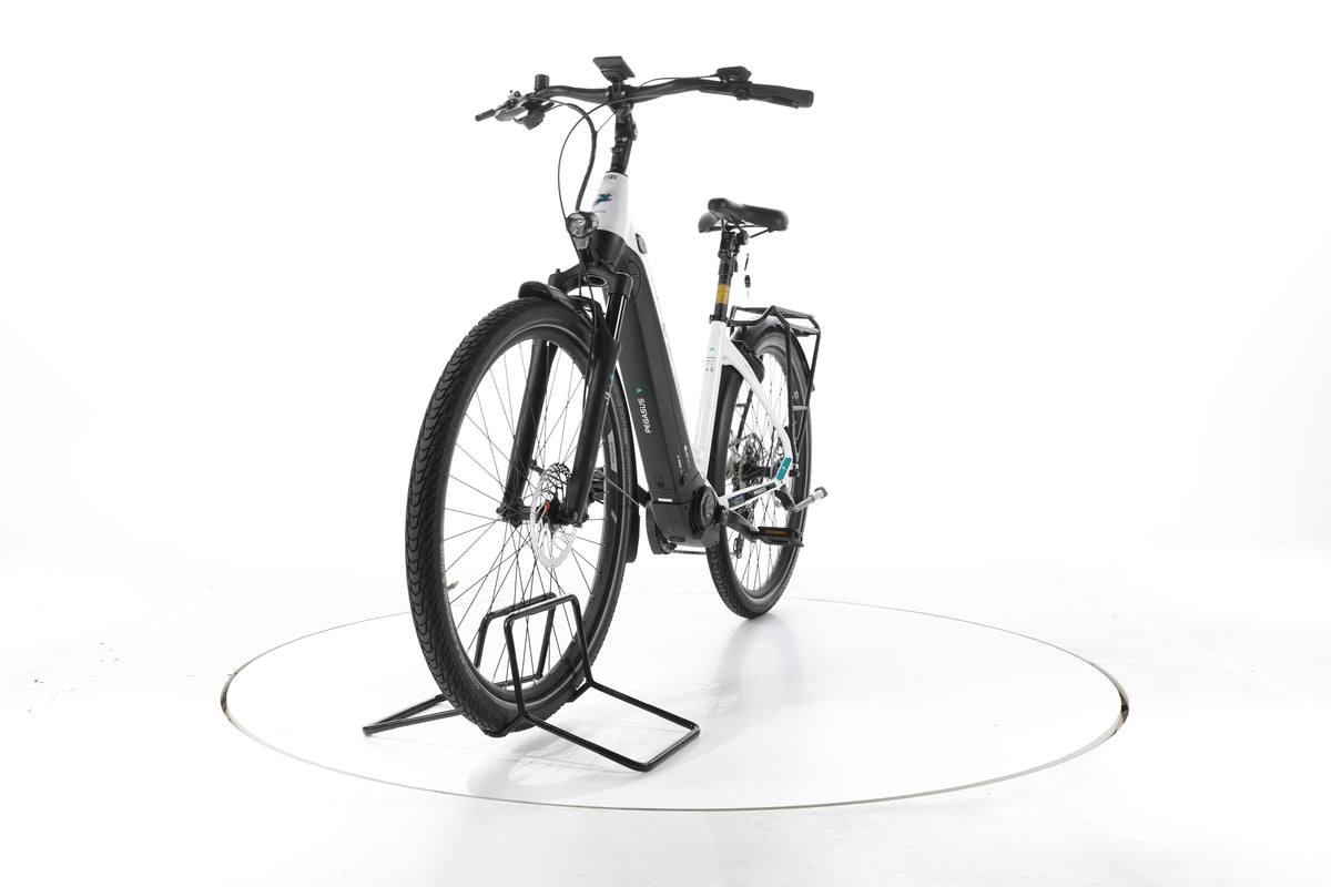 Pegasus Premio EVO Lite Trekking E-Bike Tiefeinsteiger - Image 5