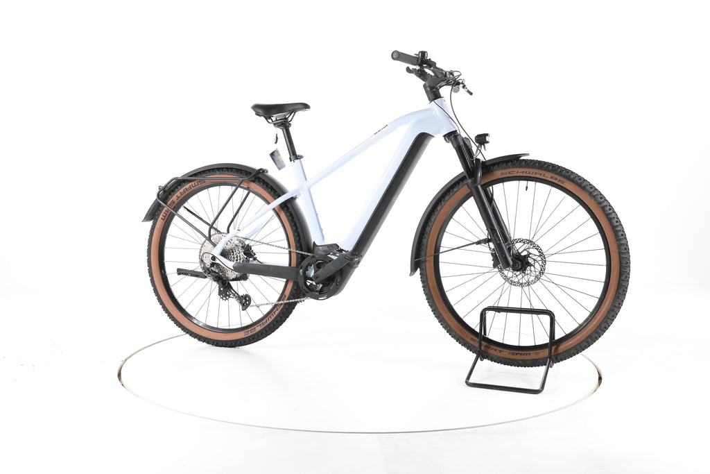 Cube Reaction Hybrid Pro Allroad Trekking E-Bike - Image 2