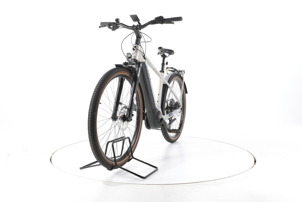 Cube Touring Hybrid Pro Trekking E-Bike - Image 5