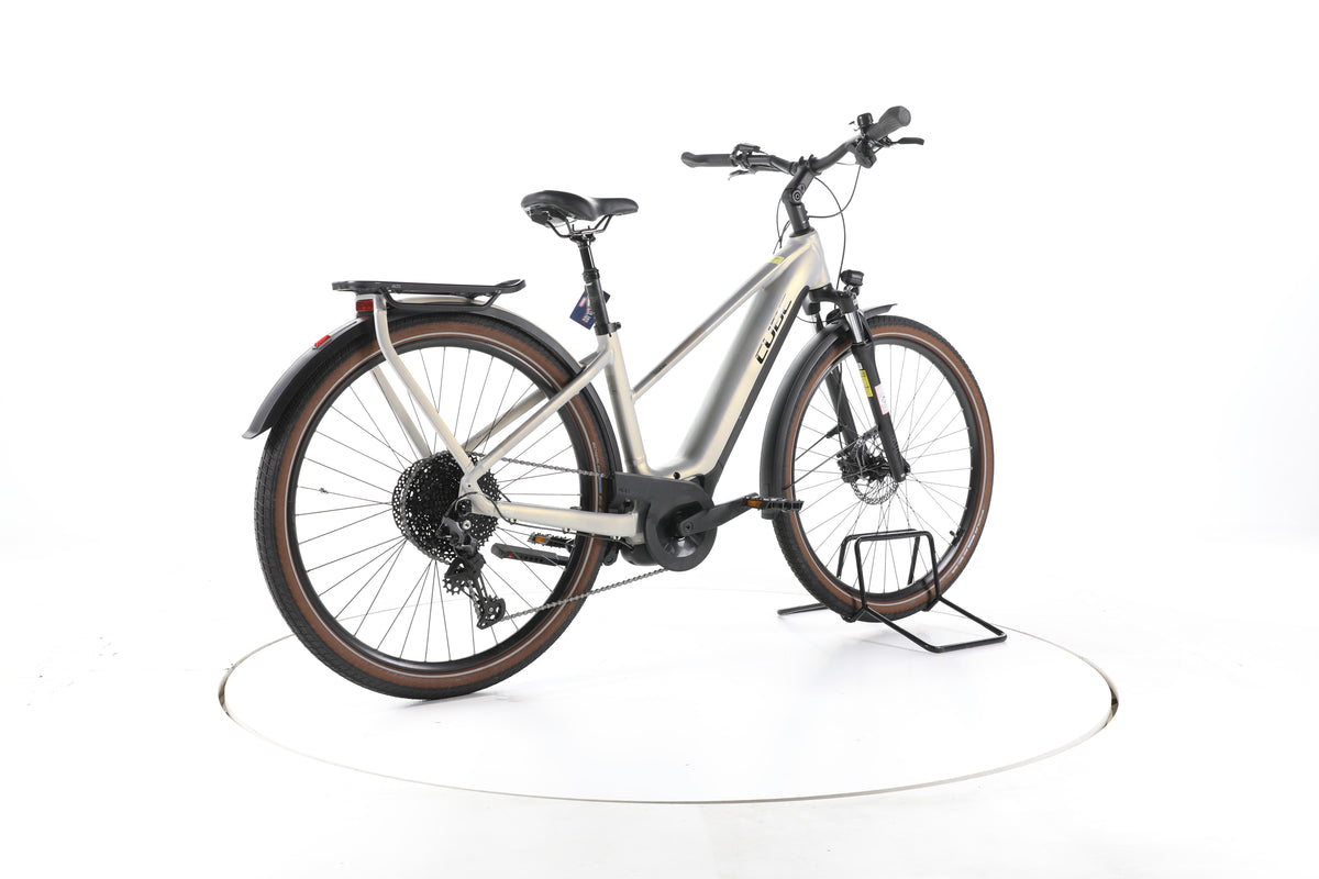 Cube Touring Hybrid Pro 625 Trekking E-Bike - Image 12