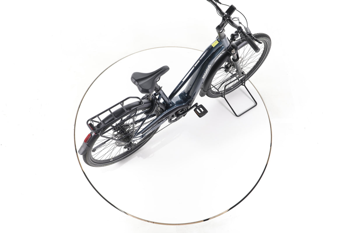 Pegasus Premio EVO 11 Trekking E-Bike Tiefeinsteiger - Image 24