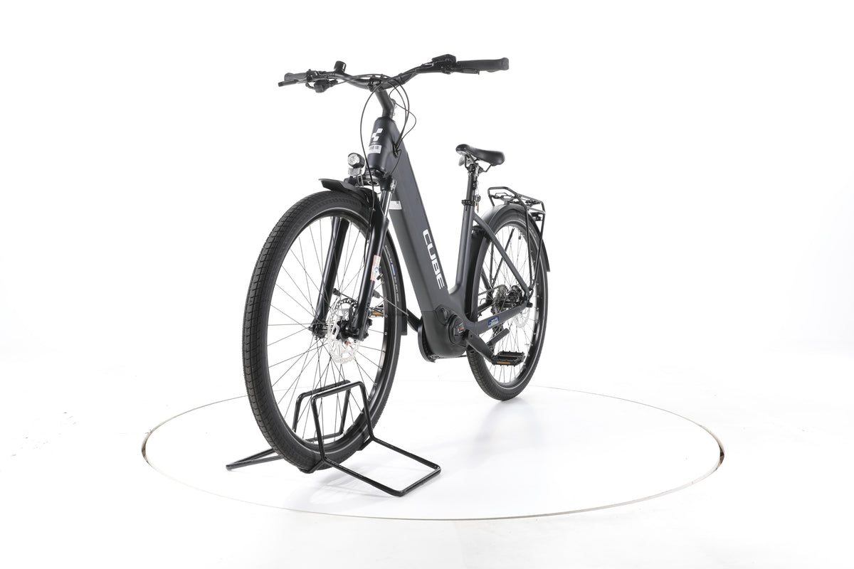 Cube Touring Hybrid One Trekking E-Bike Tiefeinsteiger - Image 5