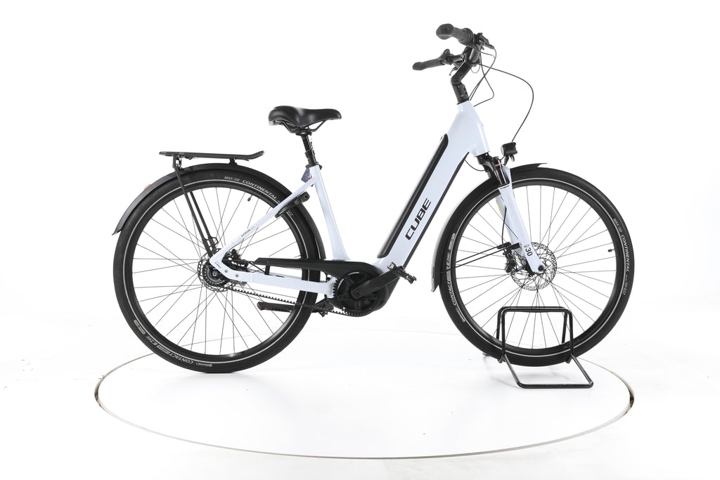 Cube Supreme RT Hybrid EXC 625 City E-Bike Tiefeinsteiger - Image 1