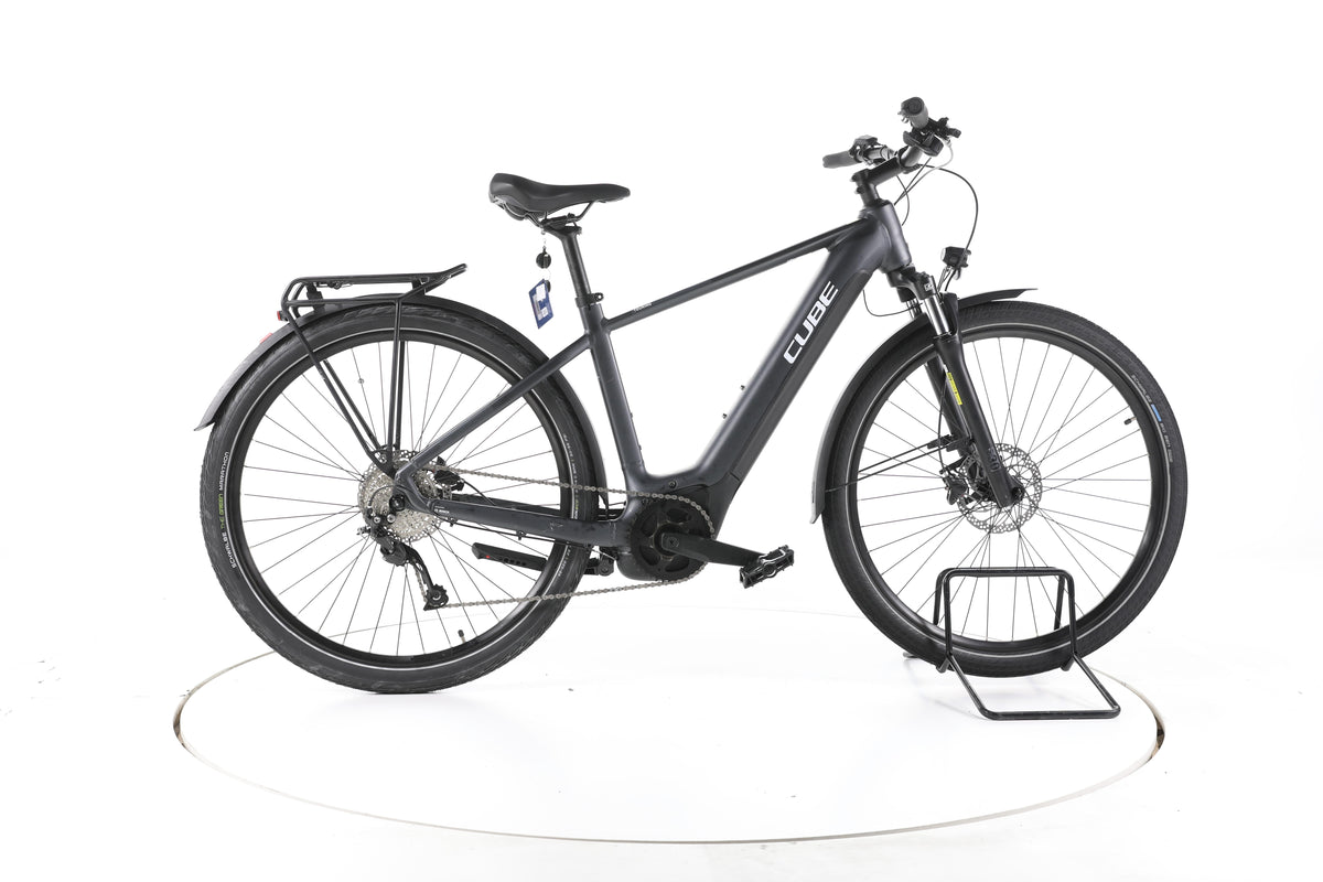 Cube Touring Hybrid ONE 625 Trekking E-Bike - Image 1