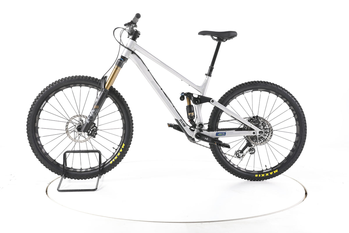 RAAW Madonna V3 Fahrrad Fully - Image 7