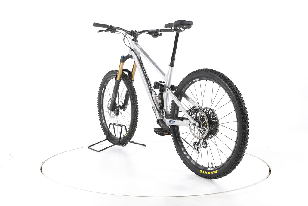 RAAW Madonna V3 Fahrrad Fully - Image 9