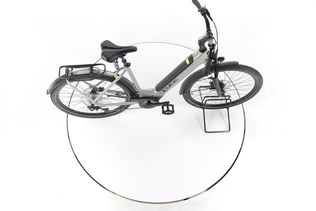 Cube Touring Hybrid Pro 625 Trekking E-Bike Tiefeinsteiger - Image 13