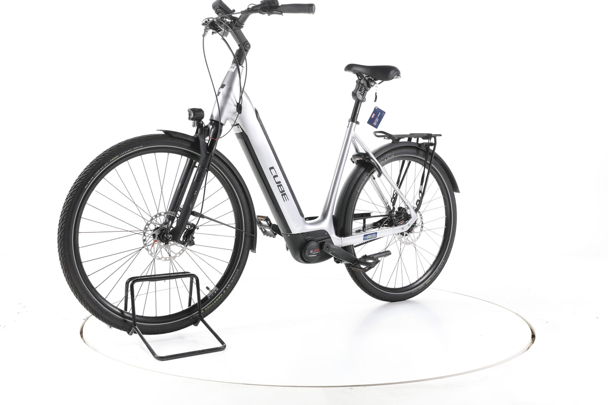 Cube Supreme Hybrid SLX 625 City E-Bike Tiefeinsteiger - Image 6