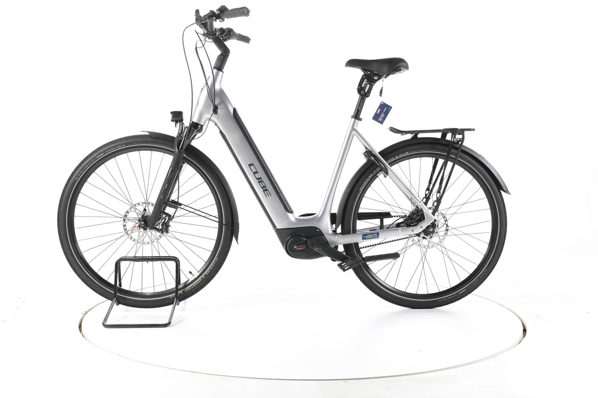 Cube Supreme Hybrid SLX 625 City E-Bike Tiefeinsteiger - Image 7