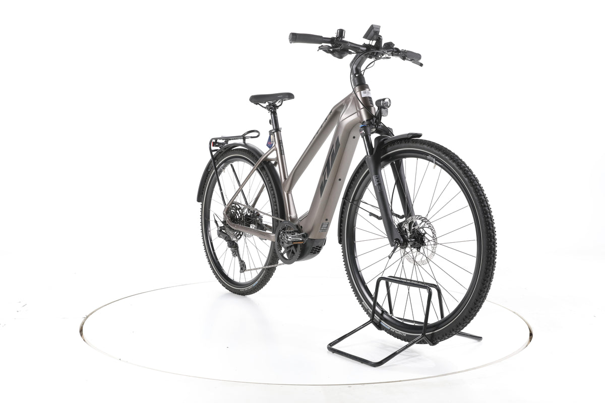 KTM Macina Cross LFC Trekking E-Bike 2024 - Image 3