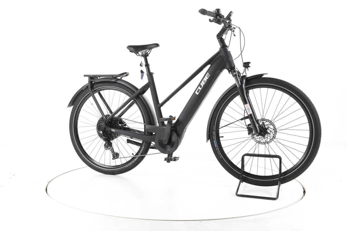 Cube Touring Hybrid Pro Trekking E-Bike - Image 2