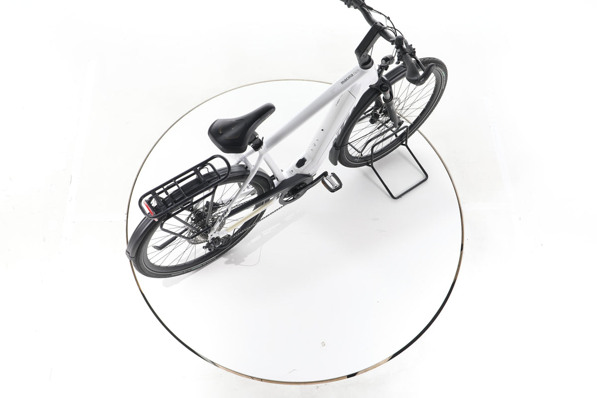 KTM Macina Style 720 Trekking E-Bike - Image 24