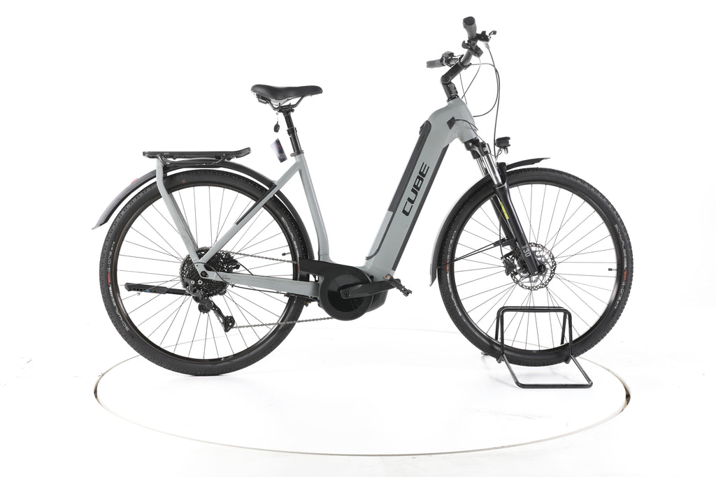 Cube Kathmandu Hybrid ONE Trekking E-Bike Tiefeinsteiger - Image 1