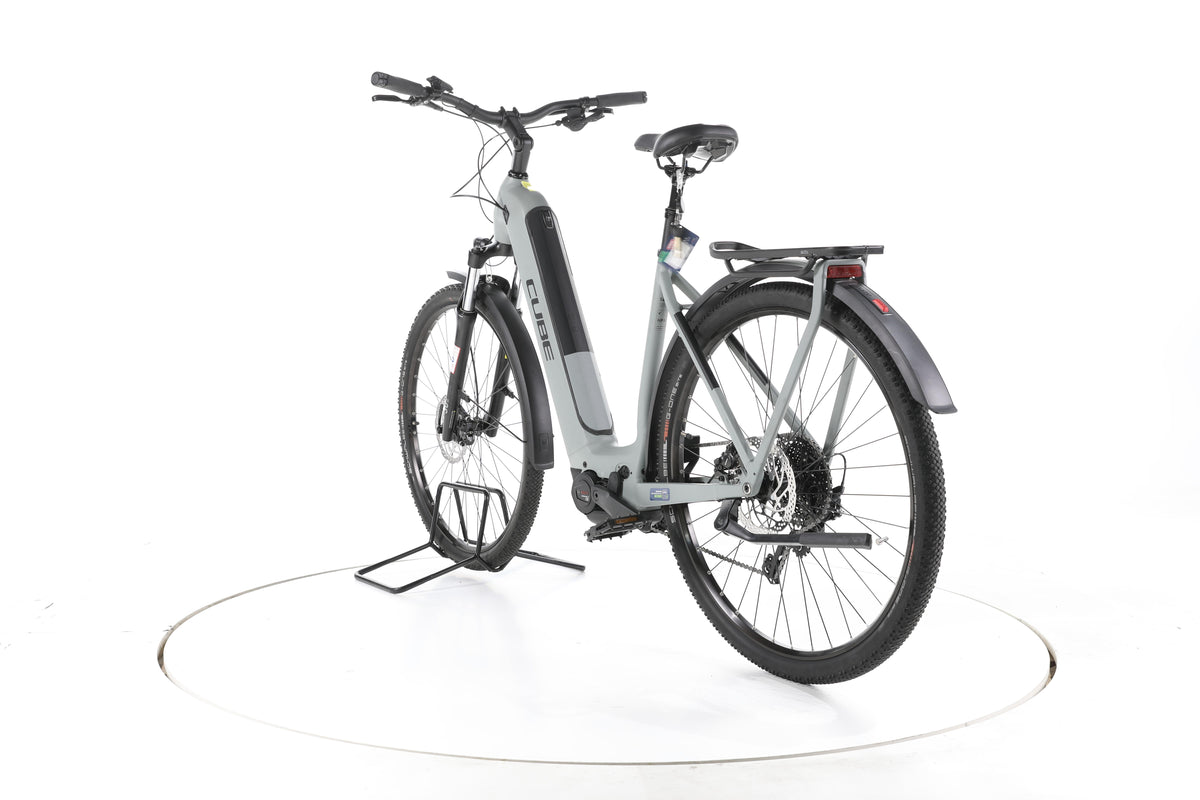 Cube Kathmandu Hybrid ONE Trekking E-Bike Tiefeinsteiger - Image 9