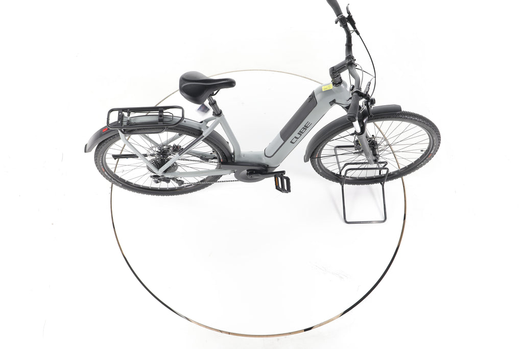Cube Kathmandu Hybrid ONE Trekking E-Bike Tiefeinsteiger - Image 13