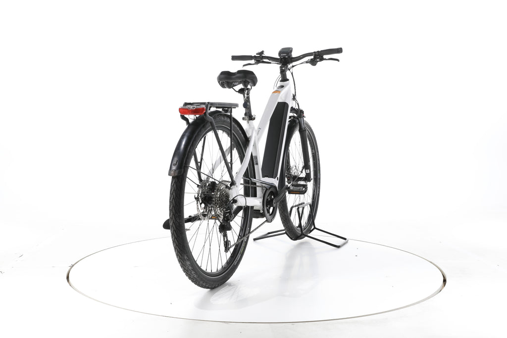 Carver Route E.510 Trekking E-Bike - Image 11