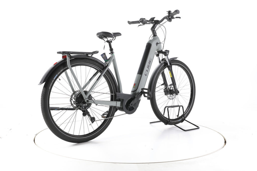 Cube Kathmandu Hybrid ONE Trekking E-Bike Tiefeinsteiger - Image 12