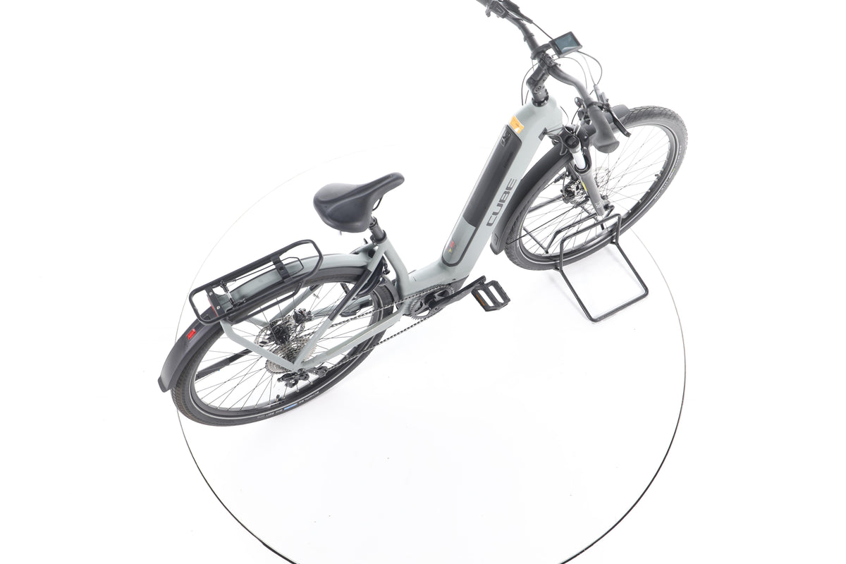 Cube Kathmandu Hybrid ONE Trekking E-Bike Tiefeinsteiger - Image 24