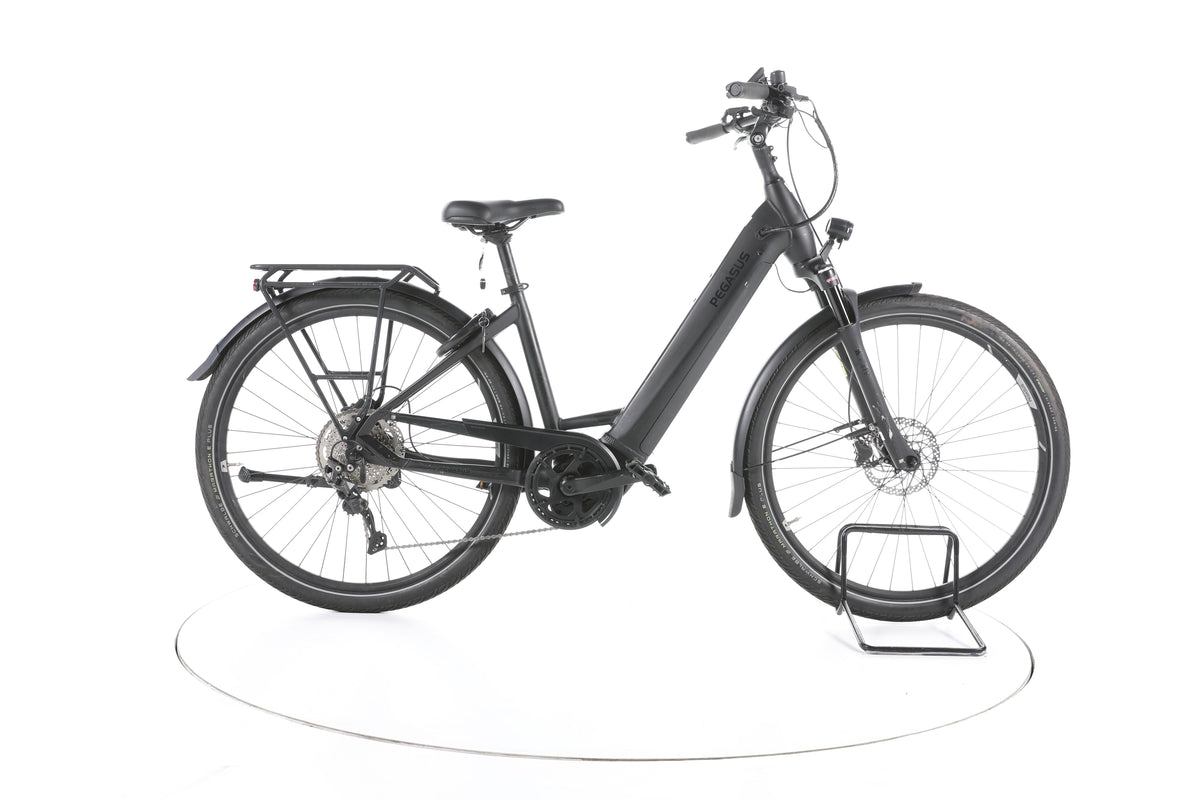 Pegasus Premio EVO 10 Trekking E-Bike Tiefeinsteiger - Image 1