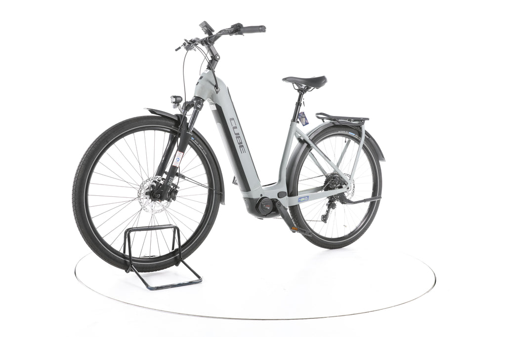 Cube Kathmandu Hybrid One Trekking E-Bike Tiefeinsteiger - Image 6