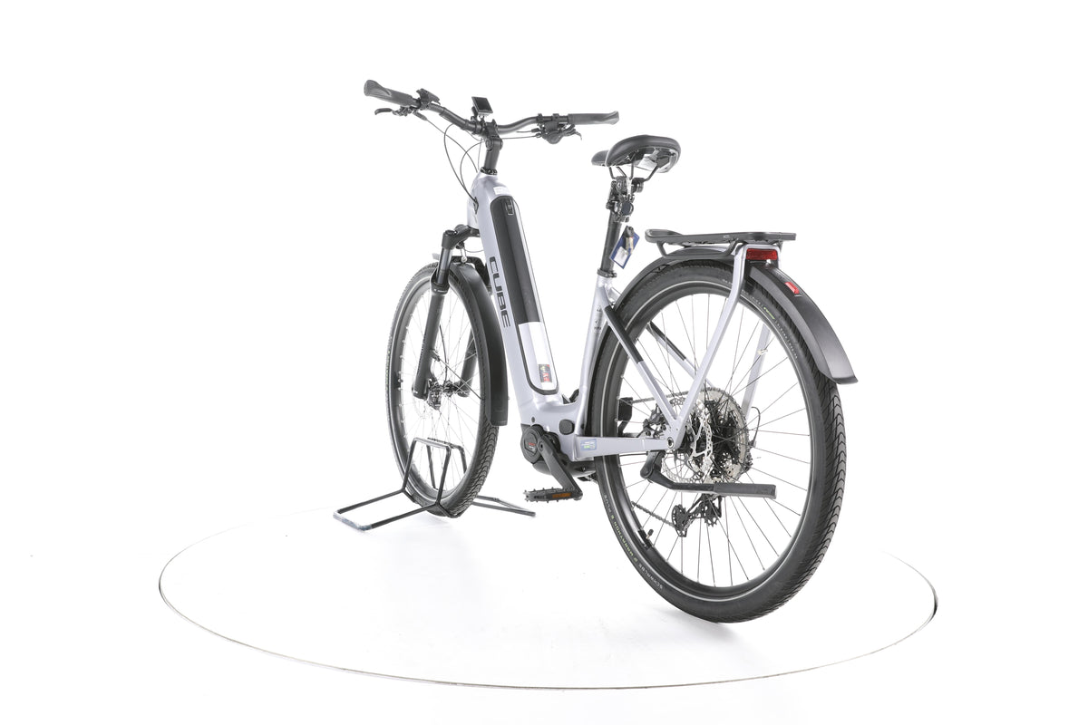 Cube Kathmandu Hybrid SLX Trekking E-Bike Tiefeinsteiger - Image 9