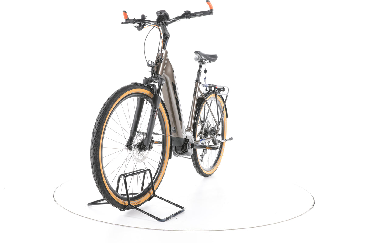 KTM Macina Ultimate Pro Trekking E-Bike Tiefeinsteiger - Image 5