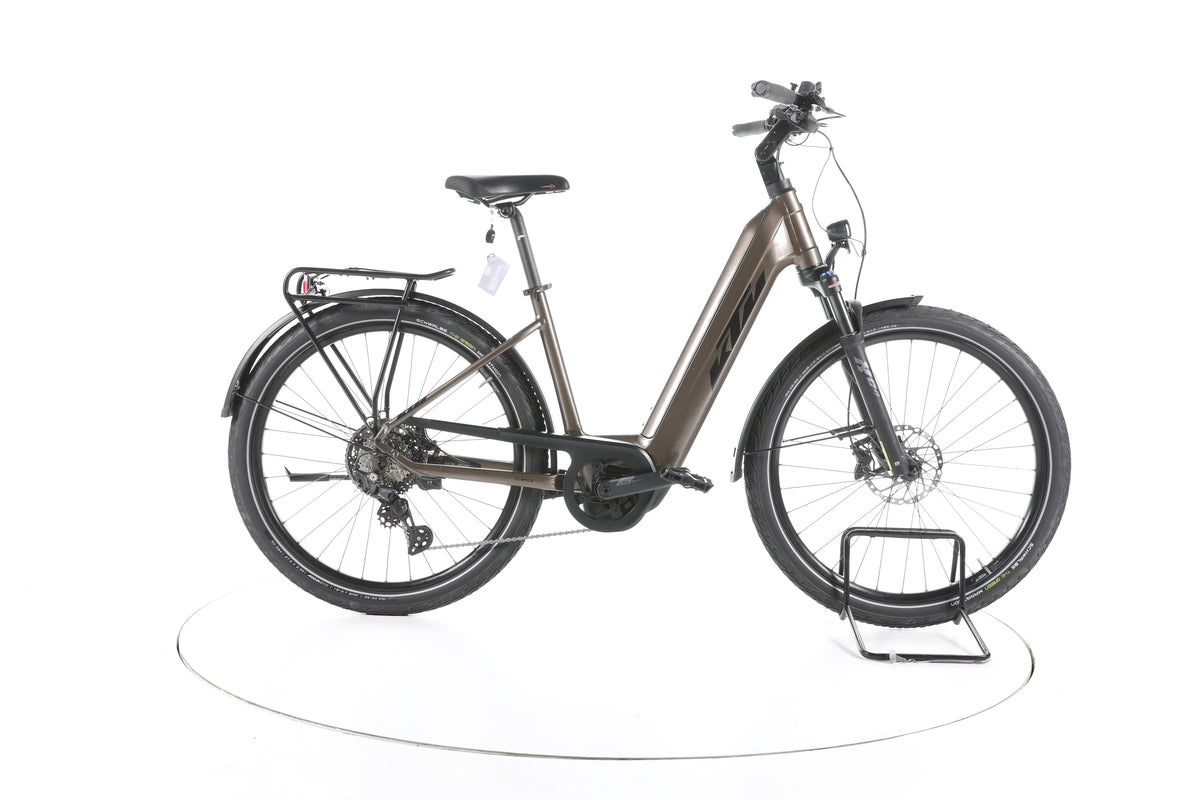 KTM Macina Gran 710 Trekking E-Bike Tiefeinsteiger - Image 1