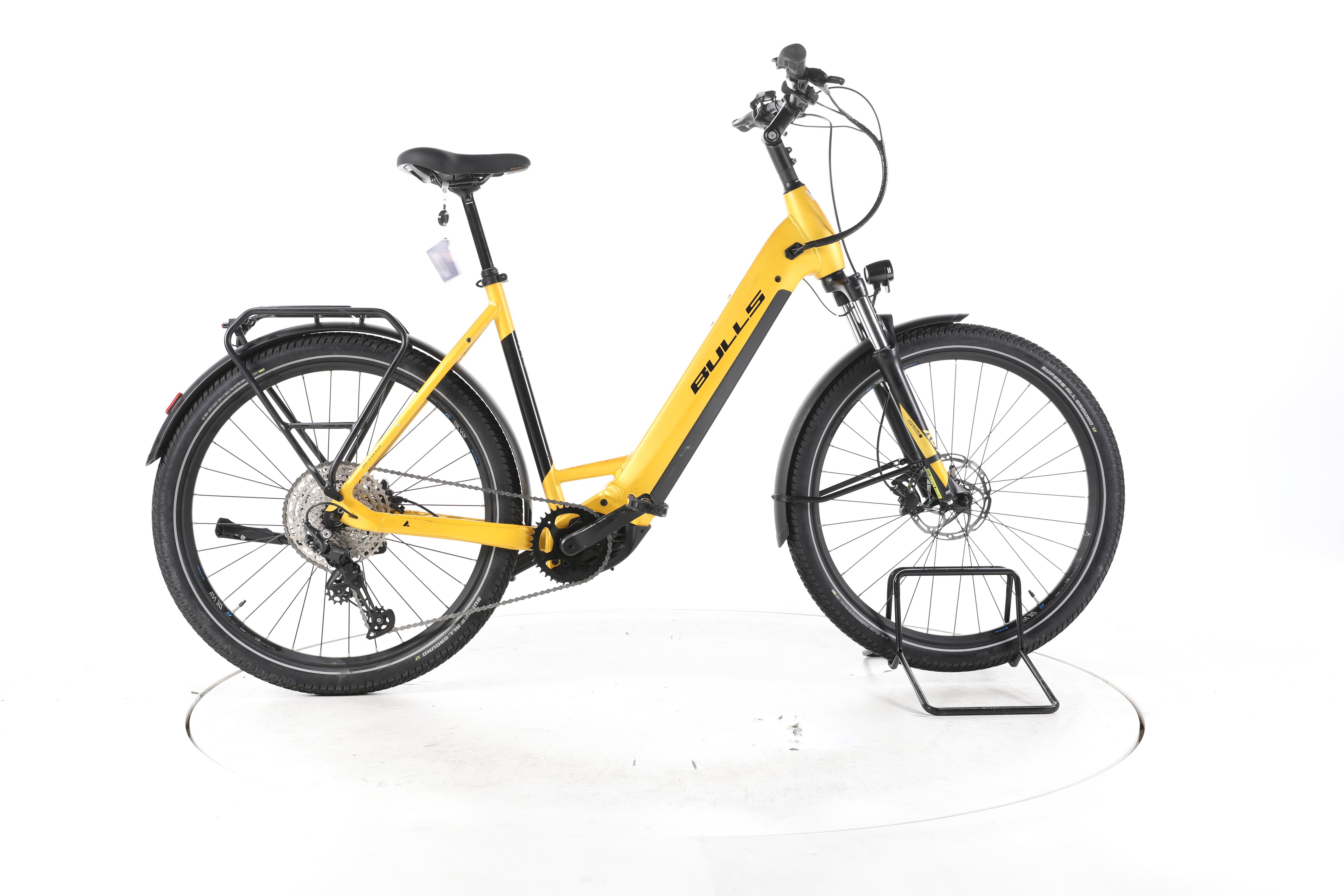 Bulls Iconic EVO 2 Trekking E-Bike Tiefeinsteiger - Image 1