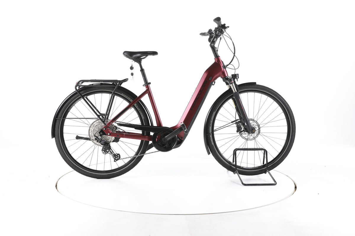 Hercules Futura Comp I-12 Trekking E-Bike Tiefeinsteiger - Image 1