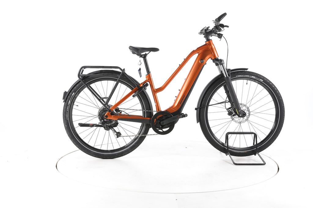 Giant Explore E+ 2 STA Trekking E-Bike - Image 1