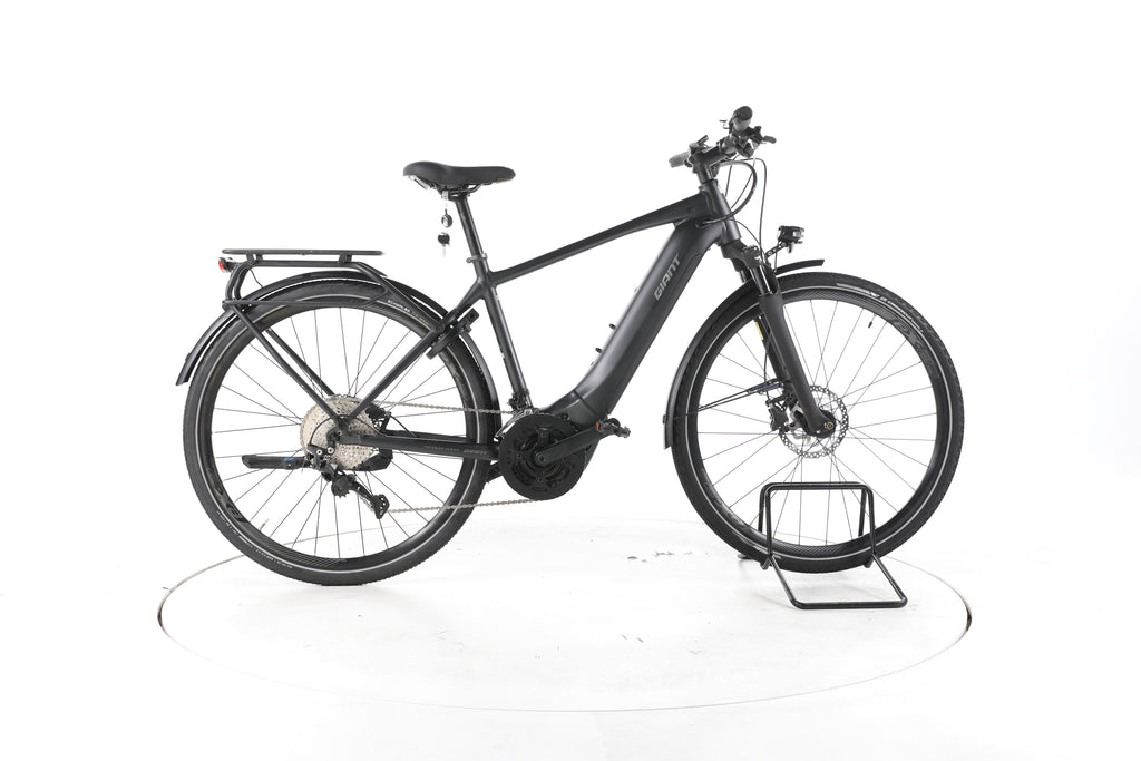 Giant Explore E+ Pro 1 Trekking E-Bike - Image 1