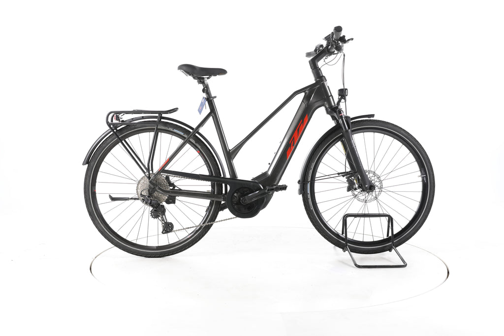 KTM Macina Sport 720 Trekking E-Bike - Image 1