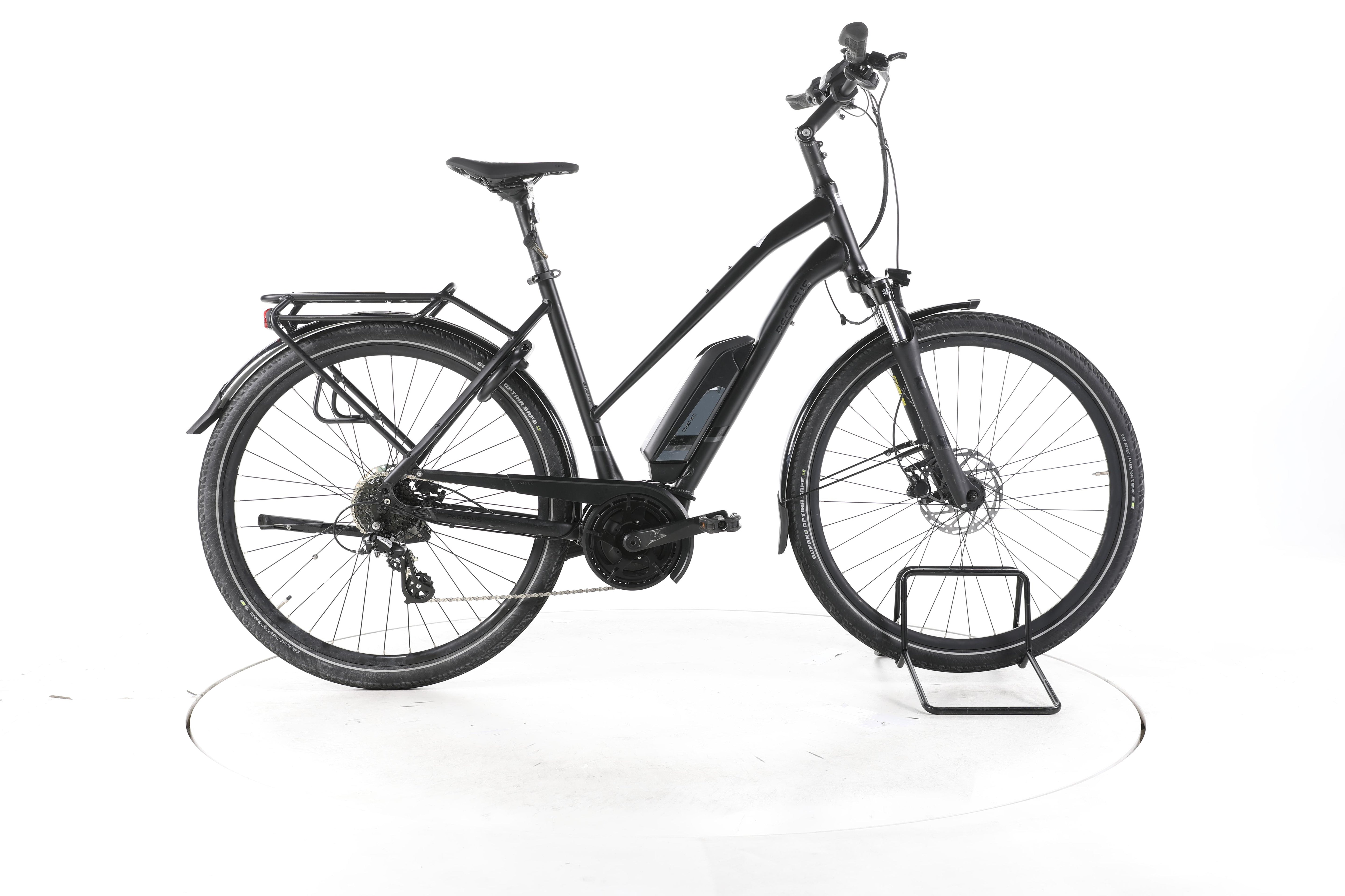 Pegasus Solero E8 Plus Trekking E-Bike - Image 1