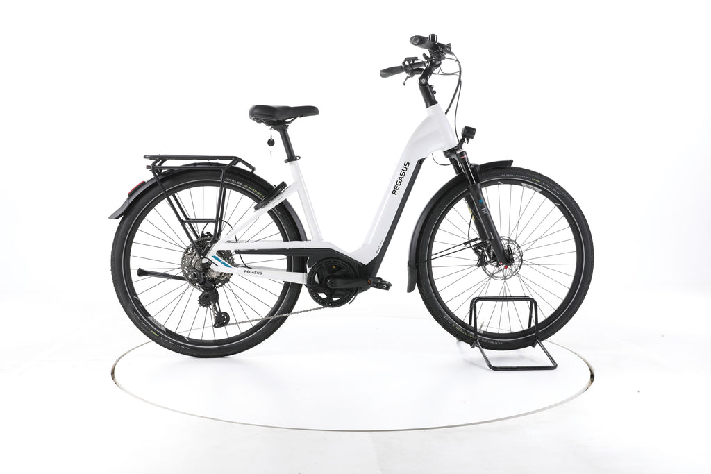 Pegasus Premio Evo 11 "Anniversary Edition 40" Trekking E-Bike Tiefeinsteiger - Image 1
