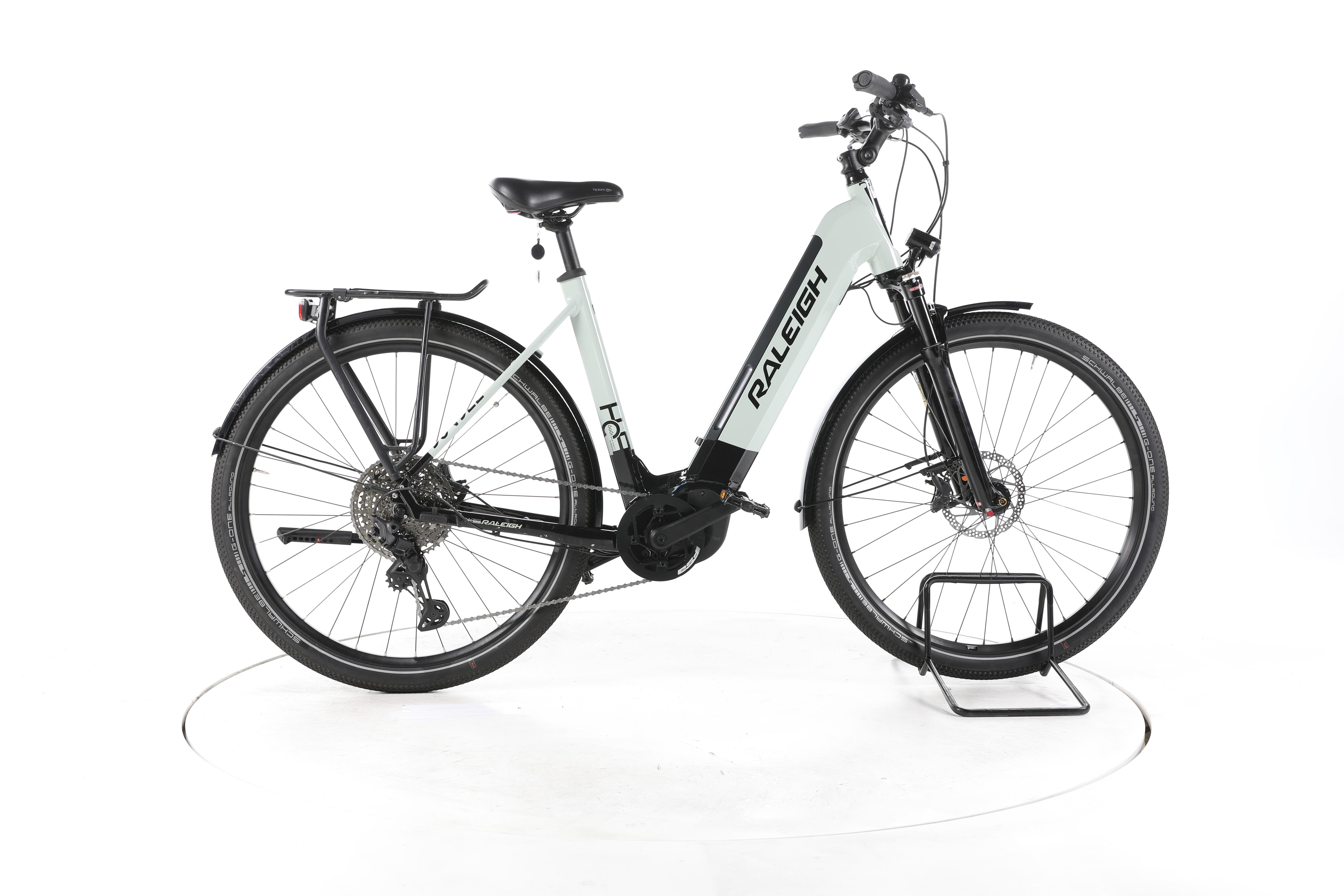 Raleigh Dundee 11 Trekking E-Bike Tiefeinsteiger - Image 1