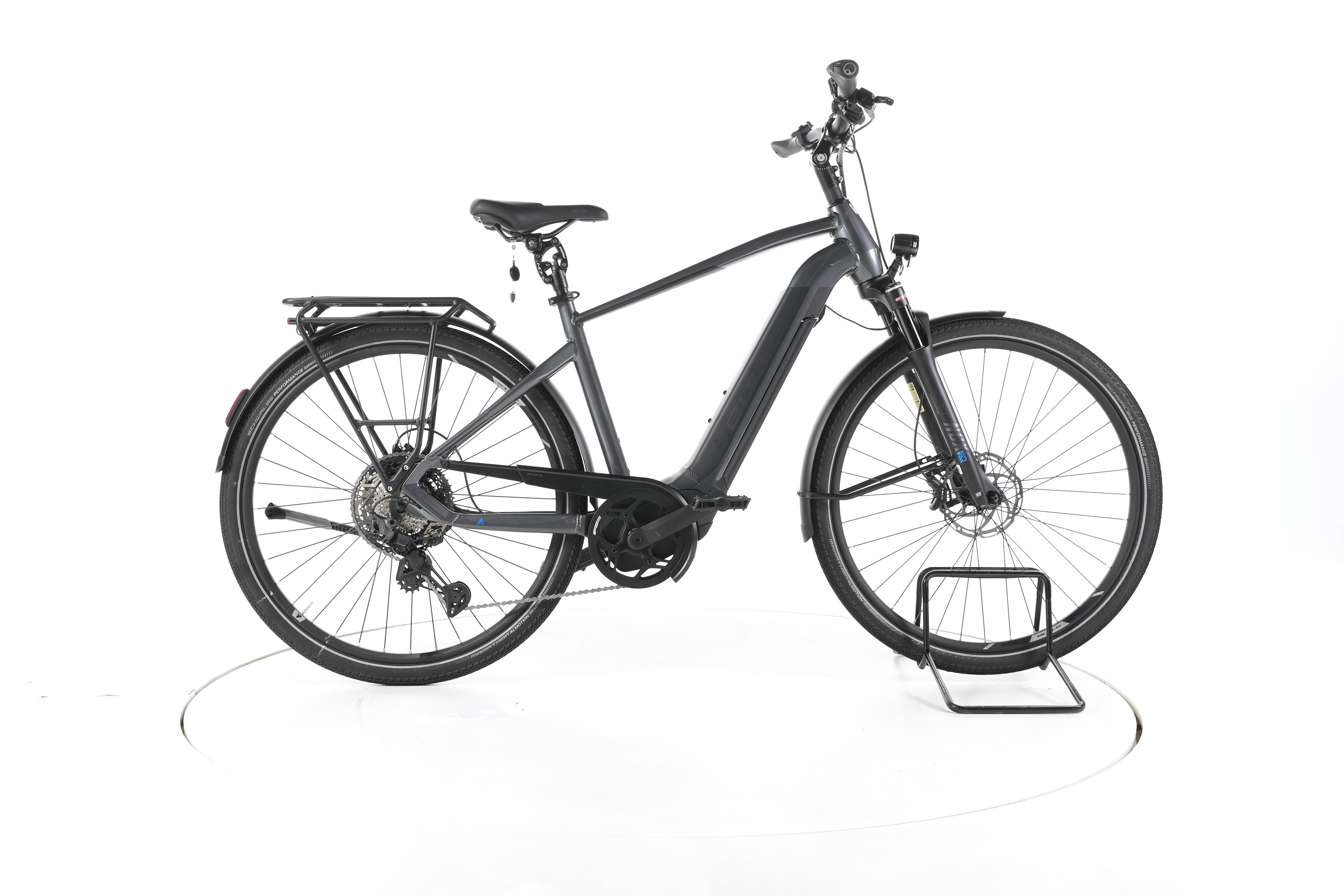 Bulls Lacuba EVO 11 Trekking E-Bike - Image 1