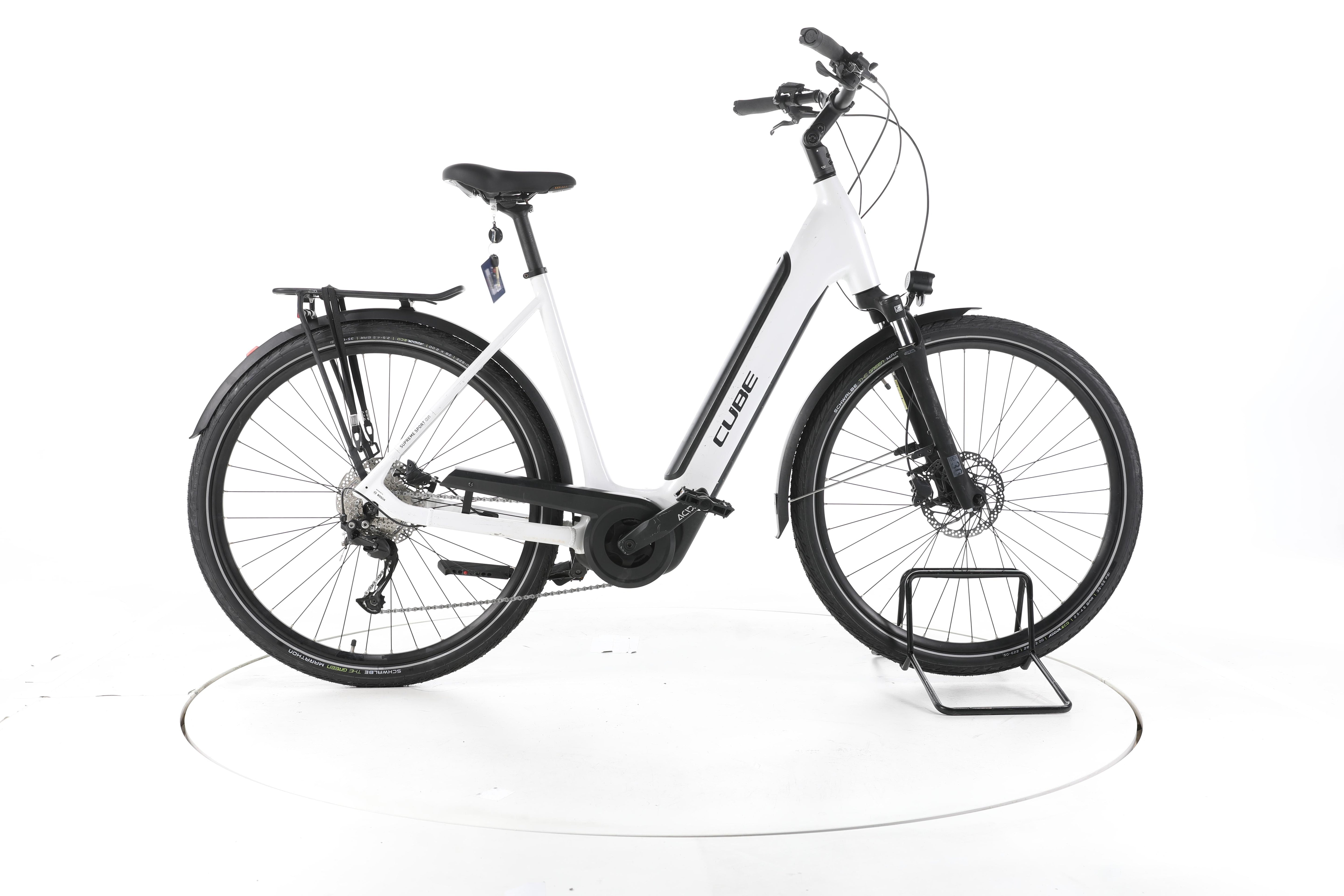 Cube Supreme Sport Hybrid ONE Trekking E-Bike Tiefeinsteiger - Image 1