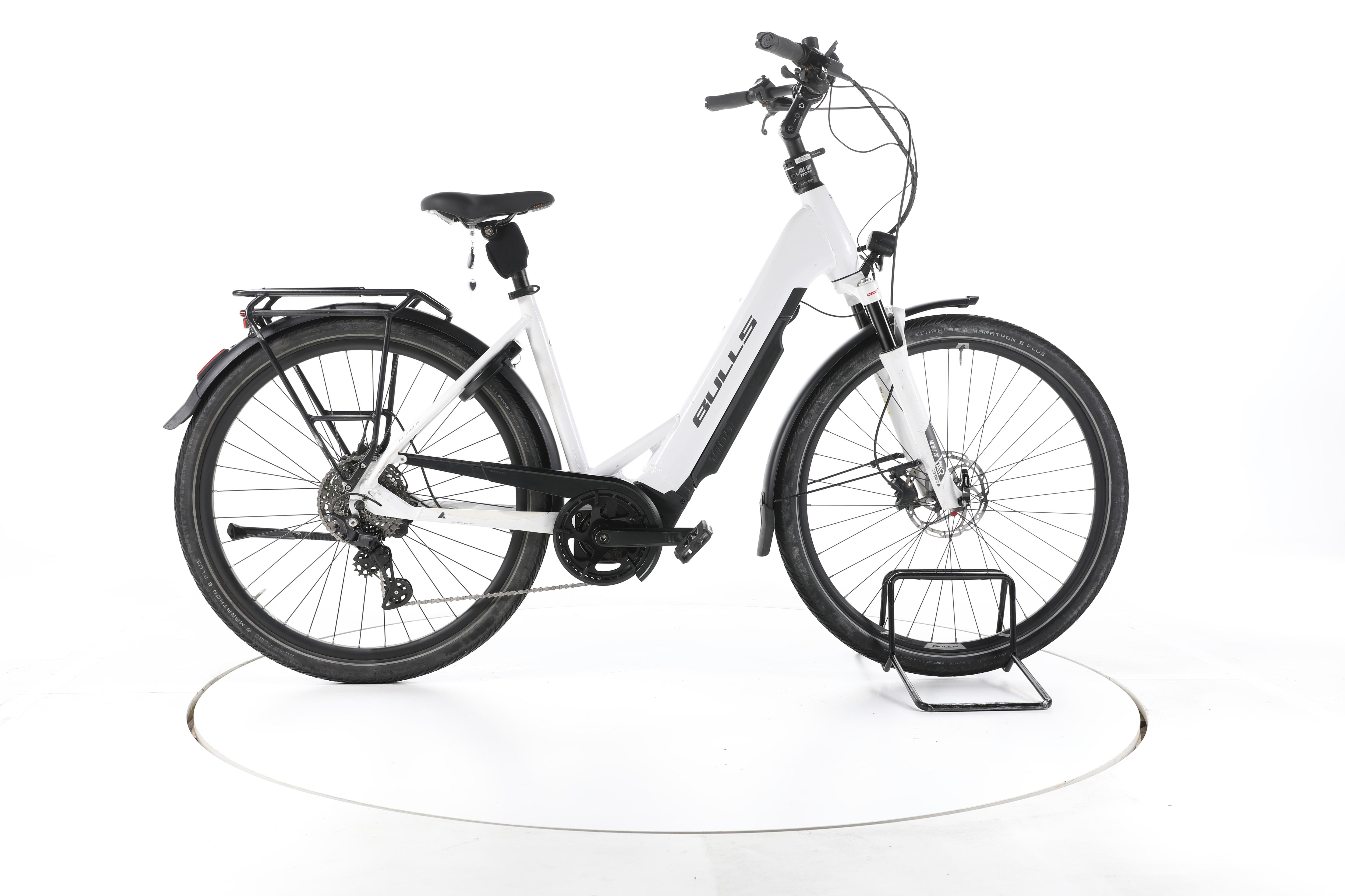 Bulls Tourer EVO 10 Trekking E-Bike Tiefeinsteiger - Image 1