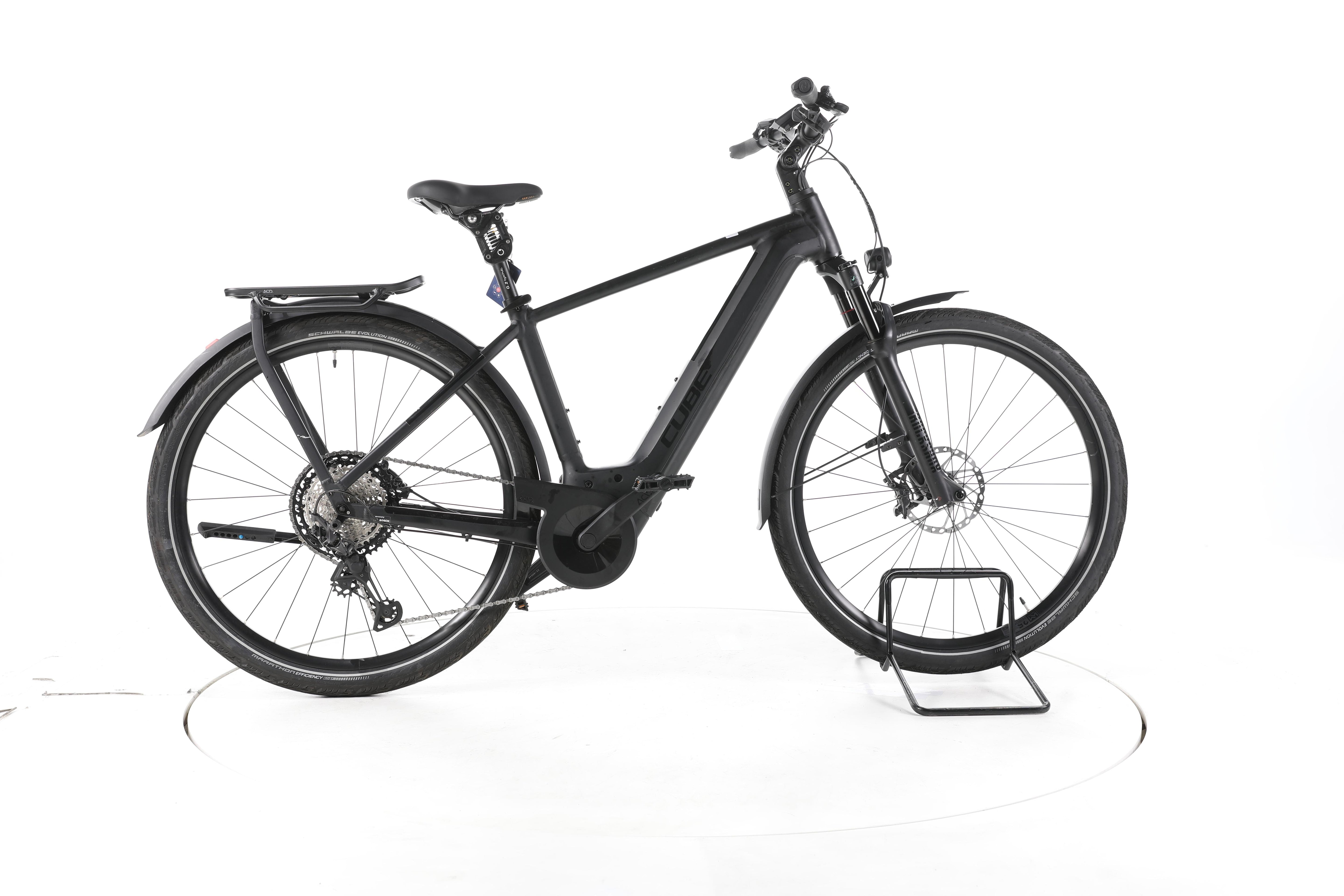 Cube Kathmandu Hybrid SLT Trekking E-Bike 2024 - Image 1