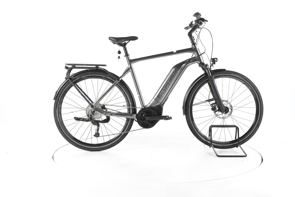 Giant Explore E+ 3 DD Trekking E-Bike - Image 1