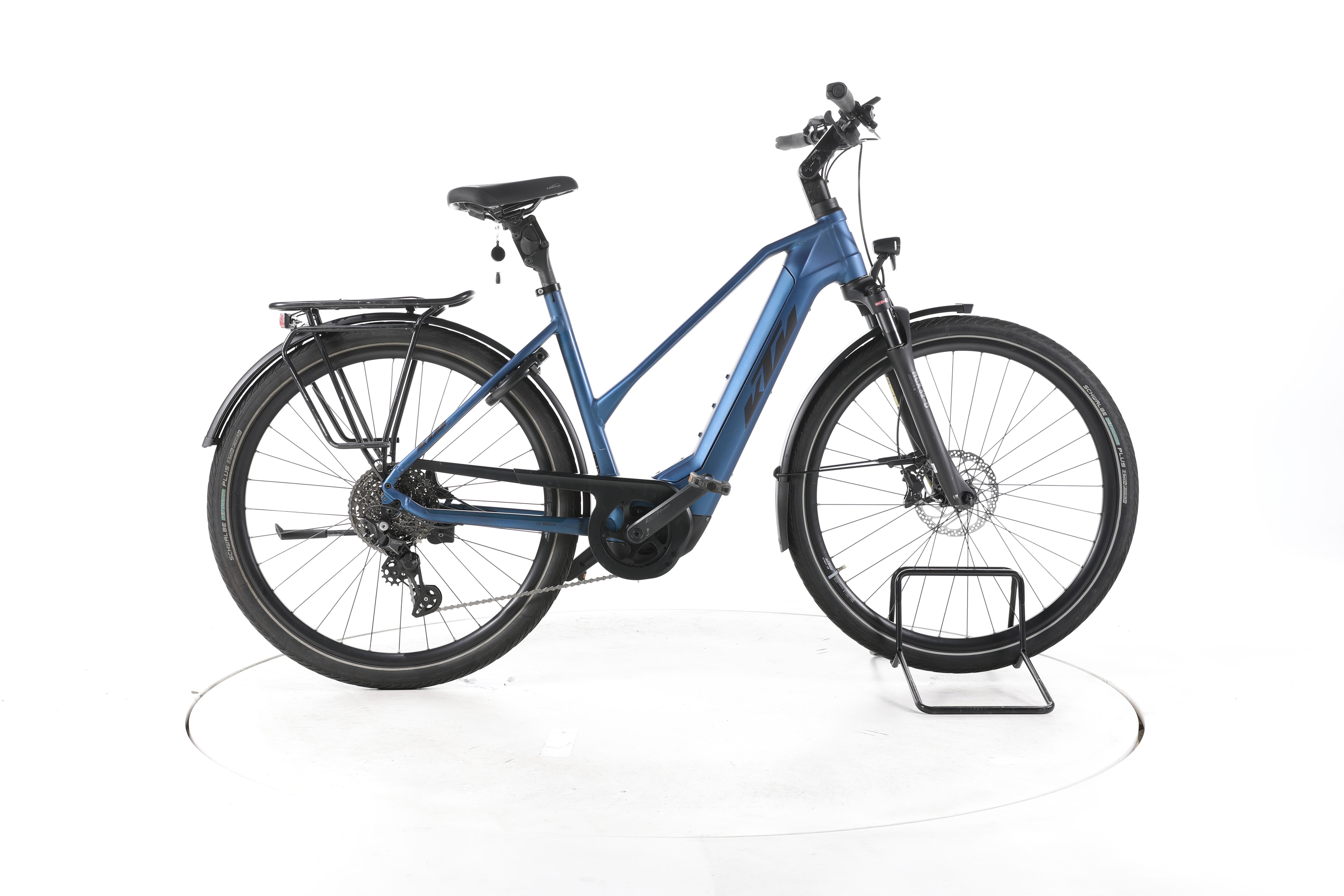 KTM Macina Style 730 Trekking E-Bike - Image 1