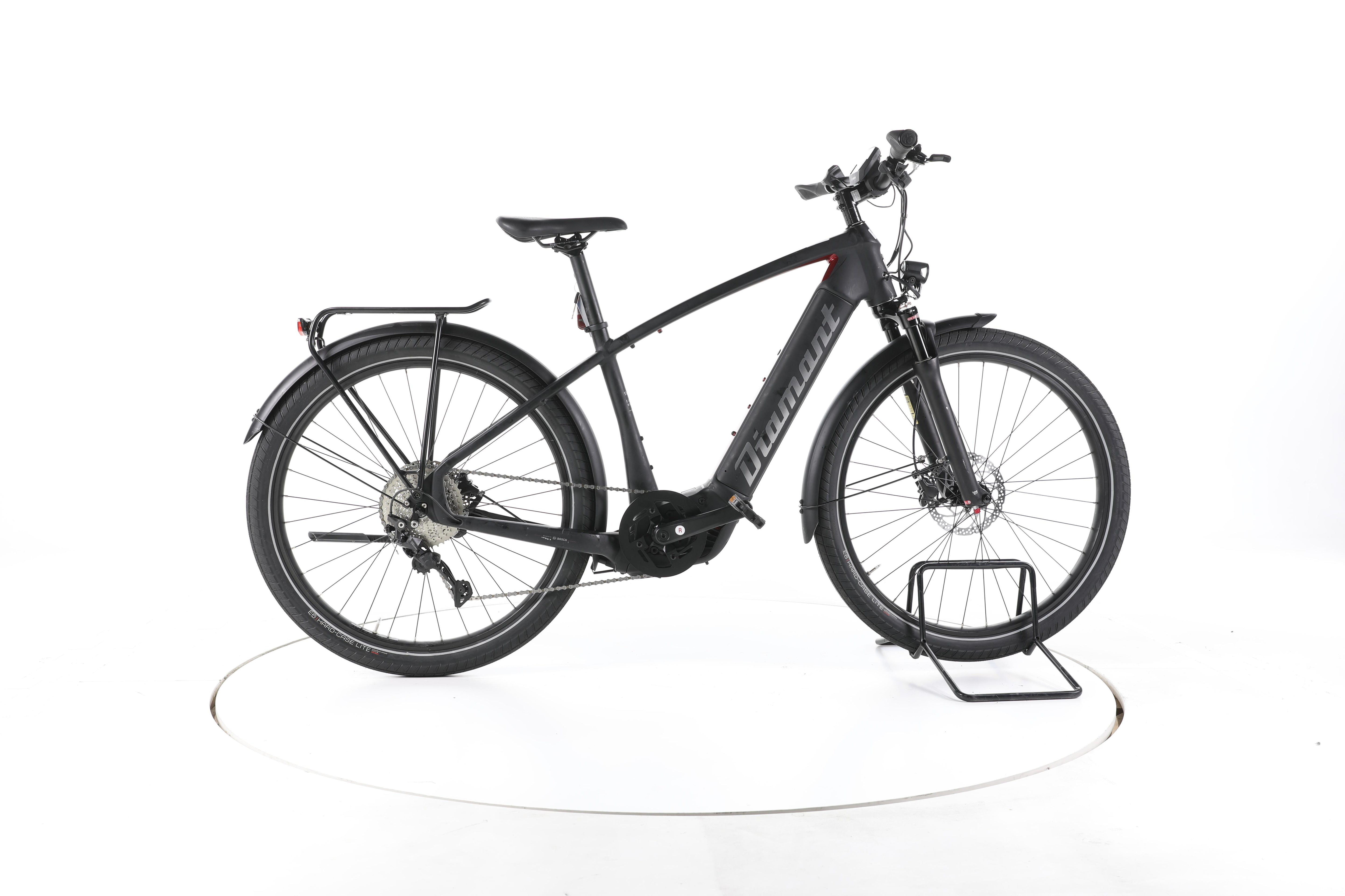 Diamant Zouma Deluxe + Trekking E-Bike - Image 1