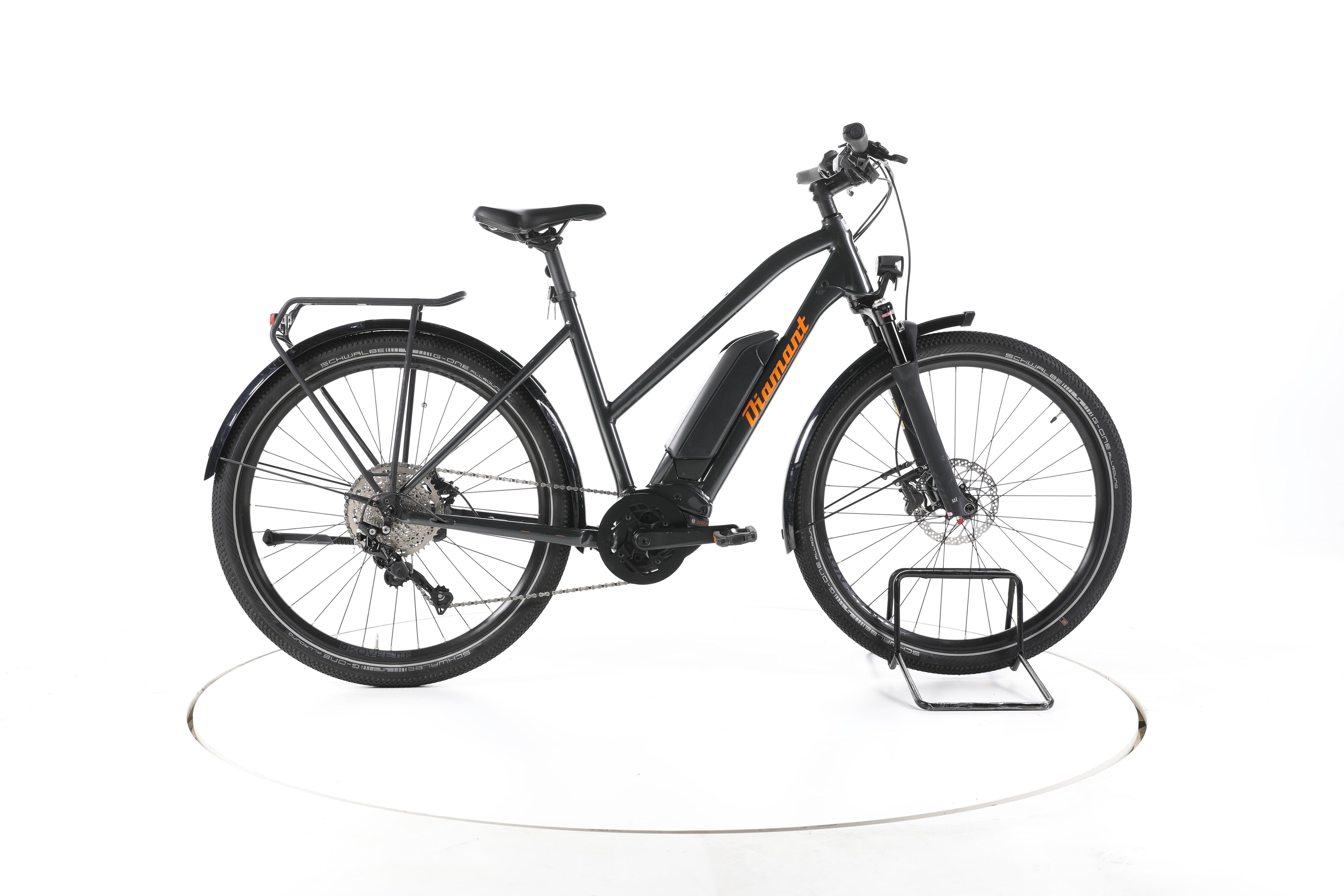 Diamant Zing Deluxe Trekking E-Bike - Image 1