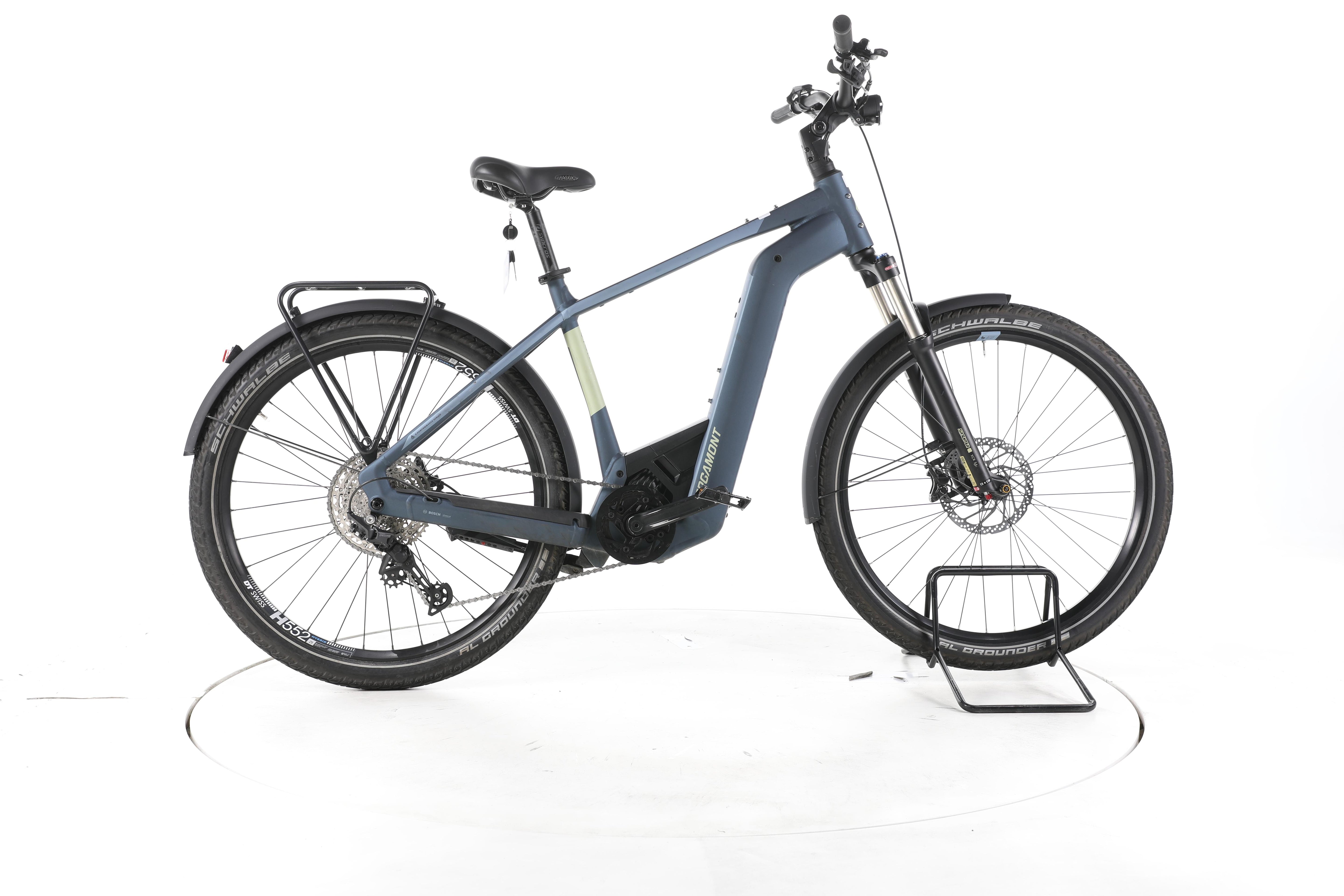 Bergamont E-Revox Premium Pro EQ Trekking E-Bike - Image 1