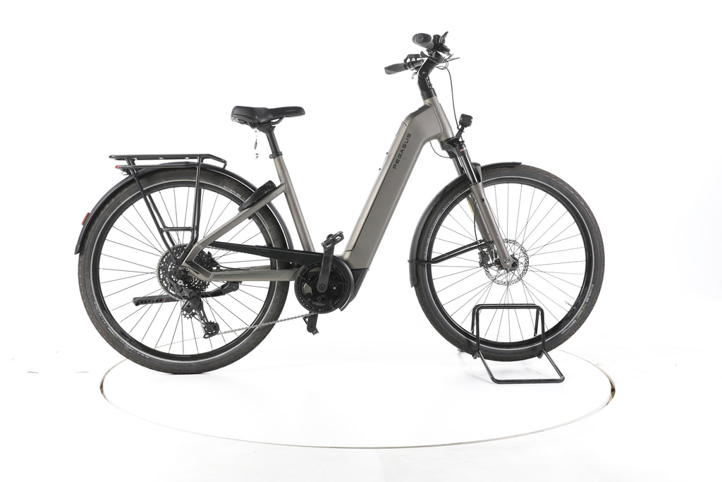 Pegasus PREMIO EVO 10 Lite Trekking E-Bike Tiefeinsteiger 2025 - Image 1