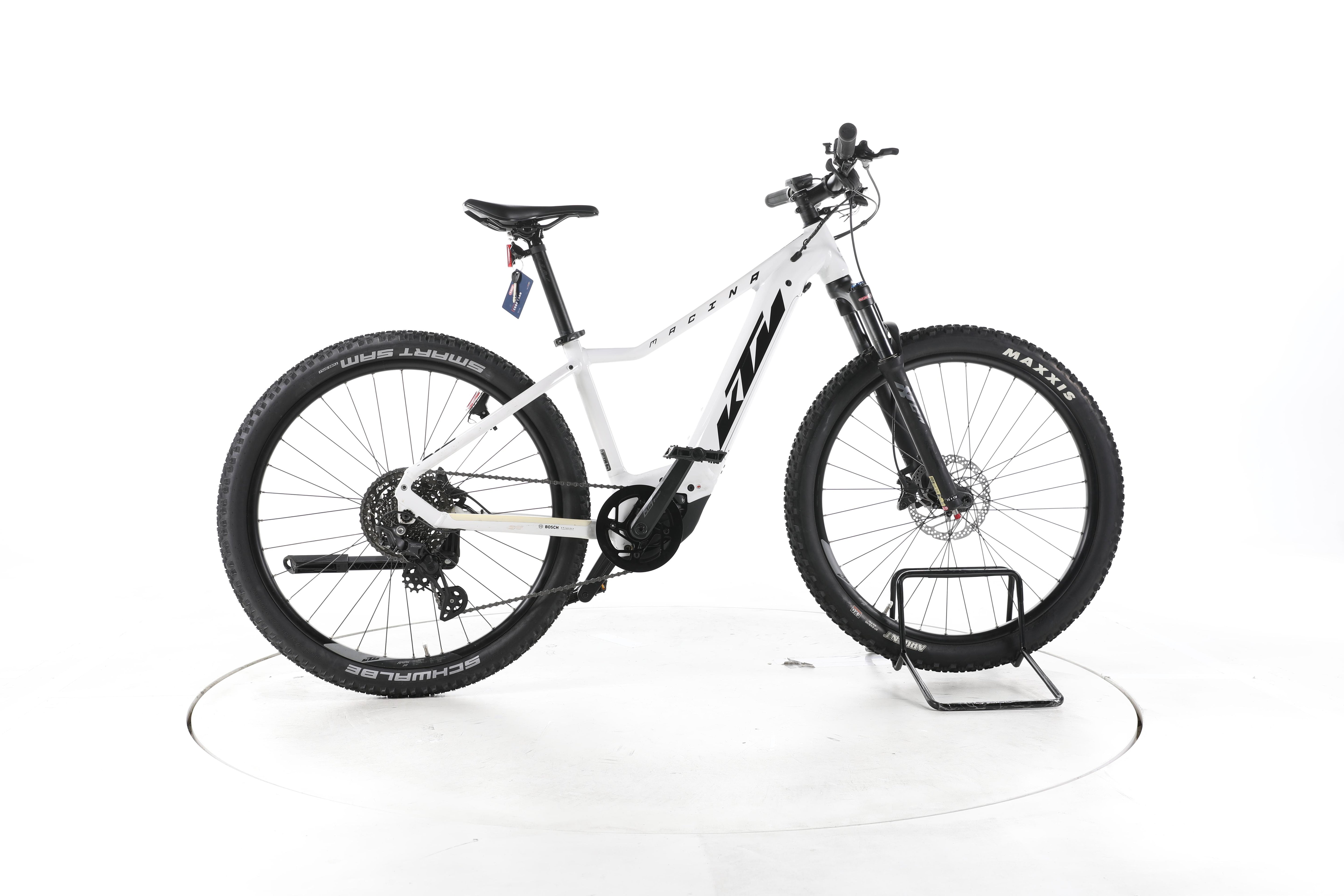 KTM Macina Race 571 E-Bike - Image 1