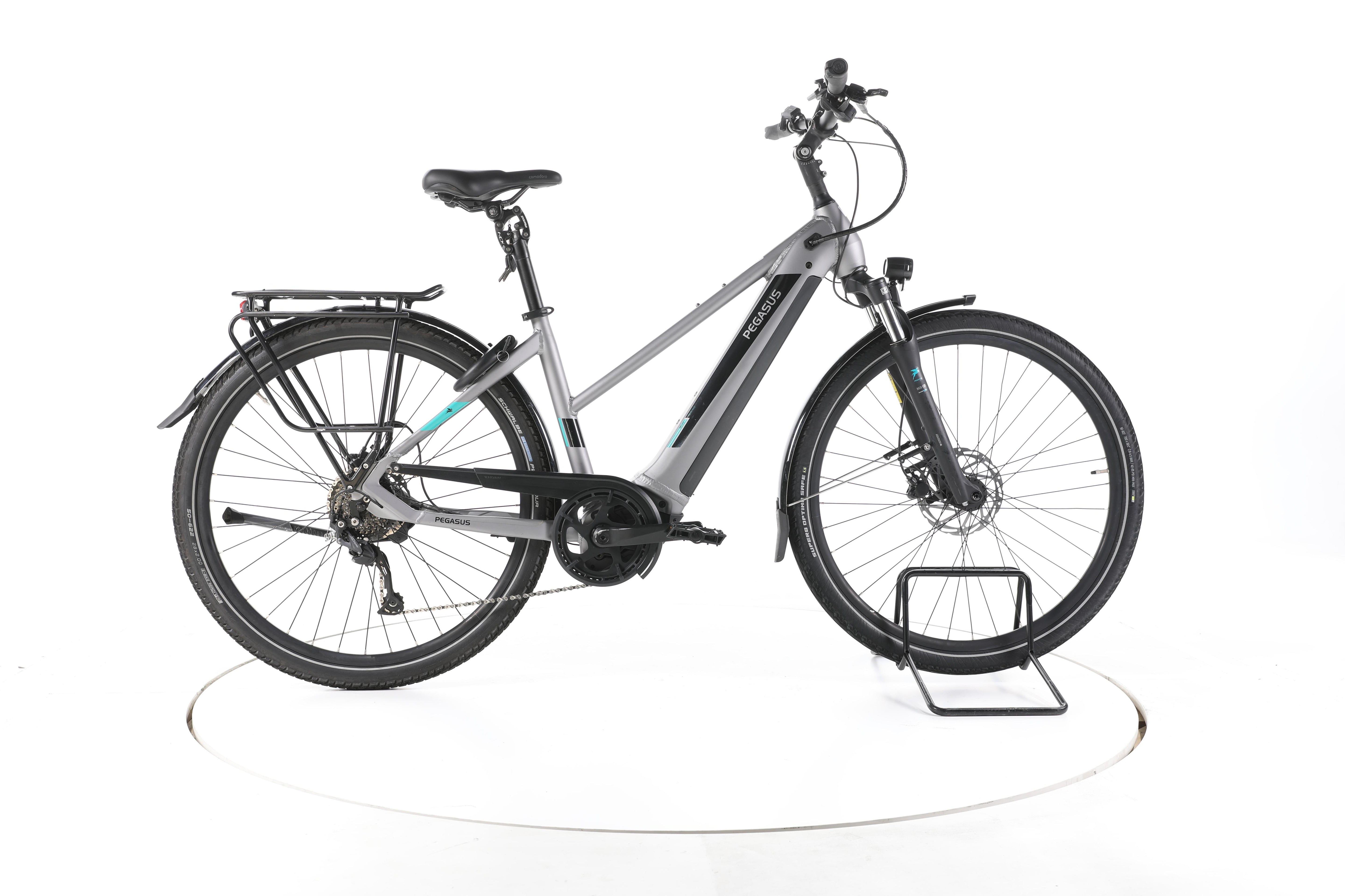 Pegasus Evo CX 750 Trekking E-Bike - Image 1