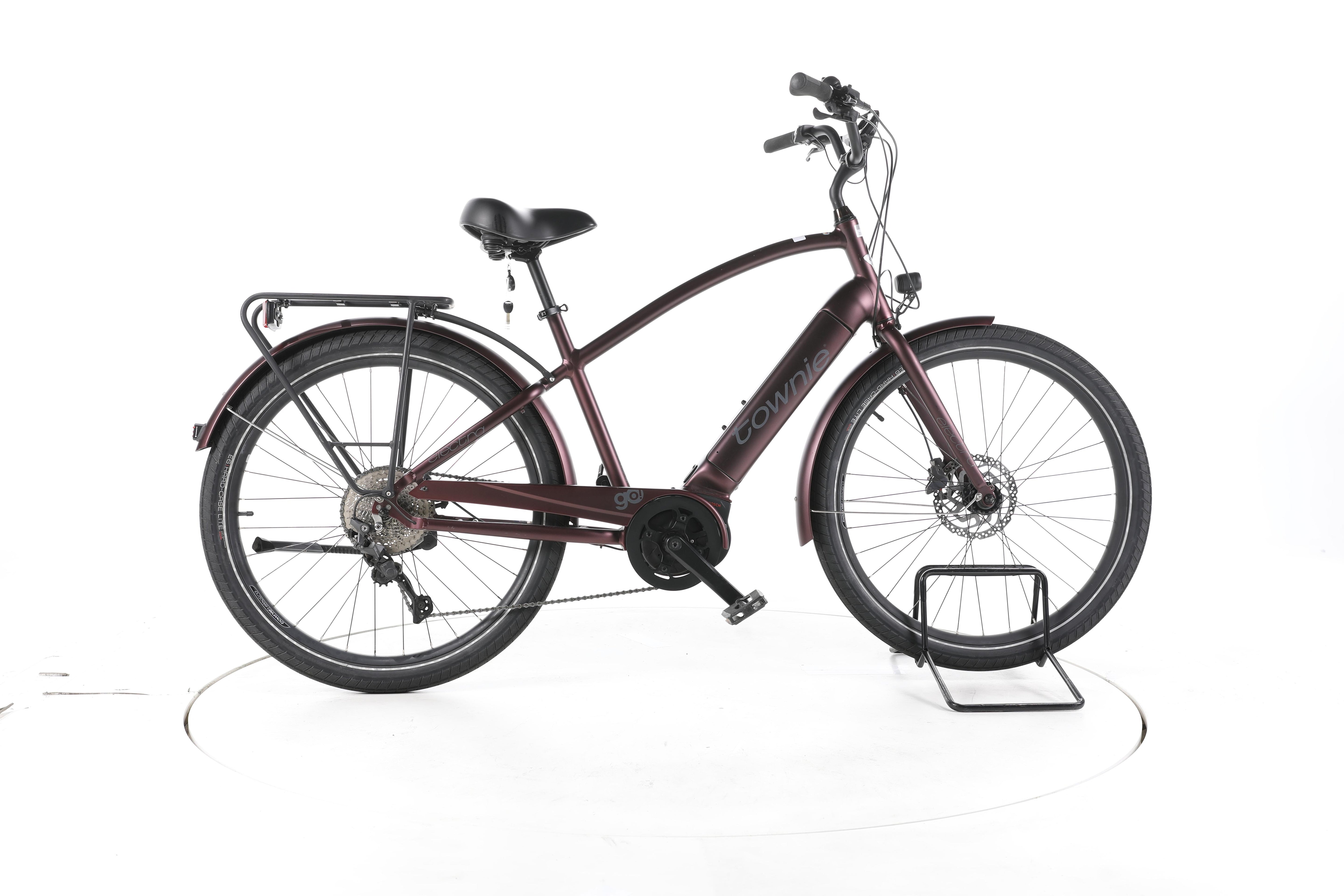 Electra Bicycle Townie Path Go! 10D EQ Trekking E-Bike - Image 1